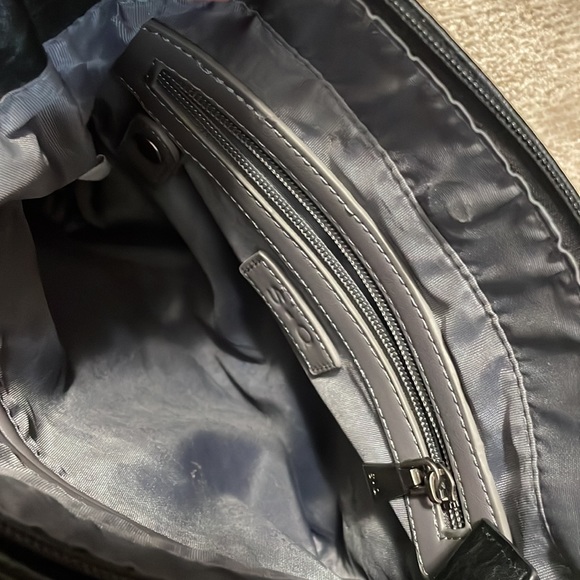 S-Q crossbody bag - Picture 3 of 4